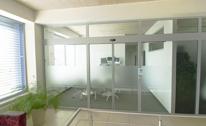 Moderný administratívny priestor (114 m2) Sp. Nová Ves - fotografia 12