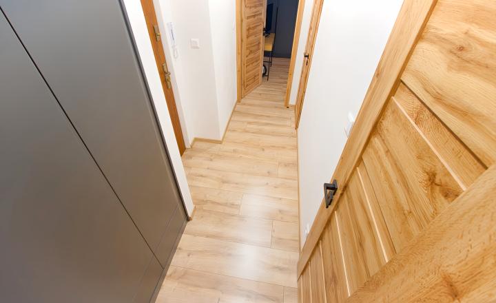 REZERVOVANÝ ! Atraktívny byt 2+1 (54 m2) centrum Sp. Nová Ves - fotografia 12
