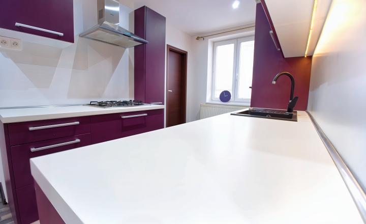 REZERVOVANÝ !Byt 3+1 (80 m2) s loggiou a záhradou, centrum SNV - fotografia 14