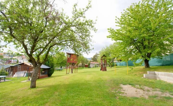 Atraktívny multifunkčný pozemok (1748 m2) v Levoči - fotografia 13