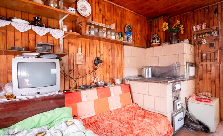 REZERVOVANÉ - Pozemok s chatkou - Chatová oblasť Čarda - Krompachy - fotografia 3