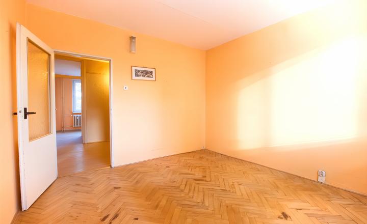 Byt 3+1 (71 m2) s loggiou, ul. Dubová Sp. Nová Ves - fotografia 11