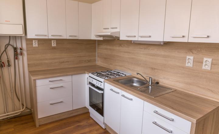 NA PRENÁJOM! Byt 3+1 (56 m2) ul. Banícka Sp. Nová Ves - fotografia 12