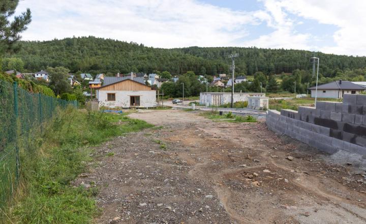 REZERVOVANÉ! Stavebný pozemok (615 m2) Ferčekovce Sp. Nová Ves - fotografia 6