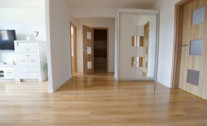 Byt 4+1 (86 m2) s loggiou sídl. Mier Spišská Nová Ves - fotografia 16