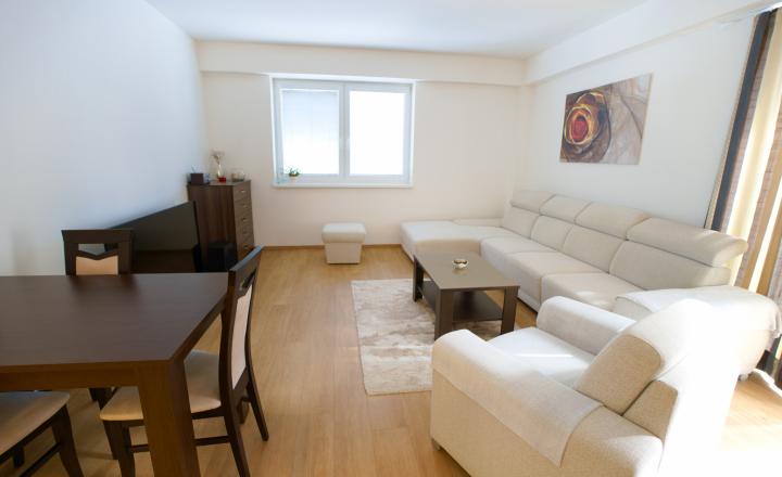 Byt 4+1 (93 m2) s balkónom, Námestie Iglovia, Sp. Nová Ves - fotografia 18