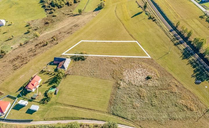 Atraktívny rekreačný pozemok (2221 m2) Tretí Hámor - fotografia 7