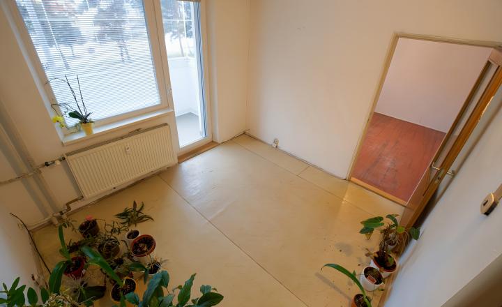 PREDANÉ! Byt 4+1 (82 m2) s loggiou, Komenského ul., SNV - fotografia 12