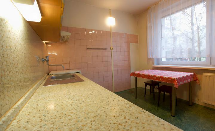 PREDANÉ! Byt 4+1 (82 m2) s loggiou, Komenského ul., SNV - fotografia 18