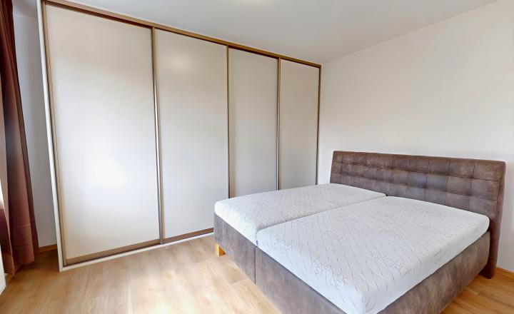 NOVOSTAVBA! Atypický 3-izbový byt (75 m2) s loggiou sídl. Tarča - fotografia 6