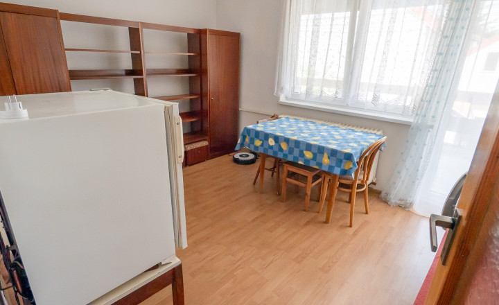 Znížena cena - Rodinny dom - 5 izieb + garáž v tichej lokalite Krompachy - fotografia 13