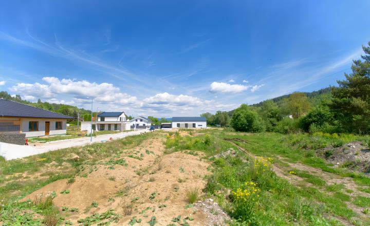 TOP PONUKA! Stavebný pozemok (1399 m2) Spišská Nová Ves - fotografia 6