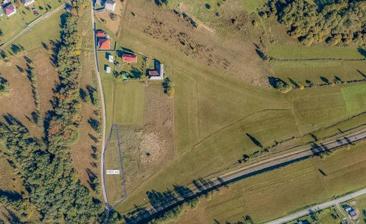Pozemok v chalupárskej oblasti (1855 m2) Tretí Hámor - fotografia 1