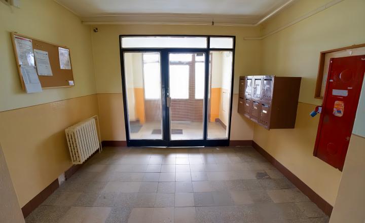 ZNÍŽENÁ CENA! Kompletne rekonštruovaný byt 1+1 sídl. Tarča SNV - fotografia 30