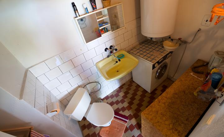 RD - chalupa s veľkou záhradou v obci Nálepkovo - fotografia 13
