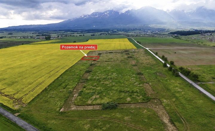 Na predaj ponúkame stavebný pozemok s vedľajším pozemkom ! - fotografia 1