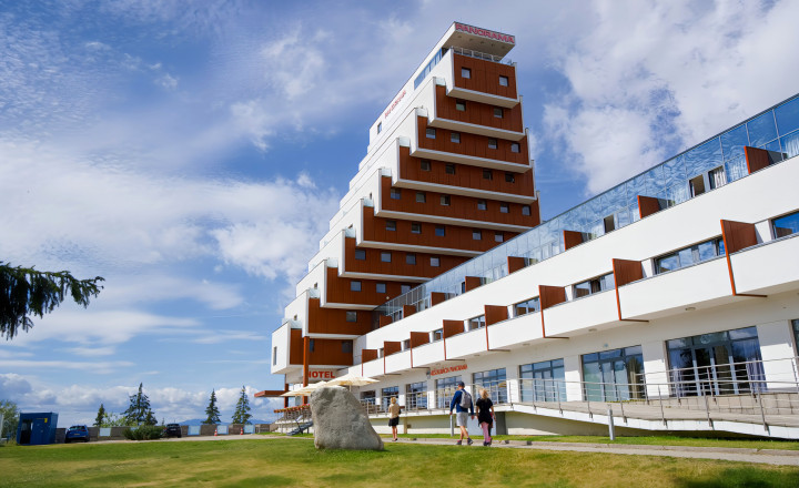 Apartmán 2-izb. (55 m²) s terasou a garážou, Hotel Panoráma Štrbské Pleso - fotografia 1