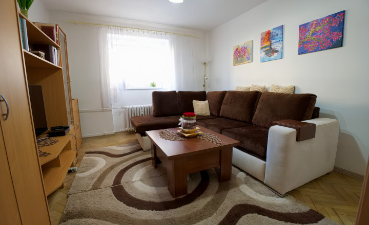 Byt 2+1 (62 m²) s pivnicami, tehlový dom, centrum Spišskej Novej Vsi - fotografia 4