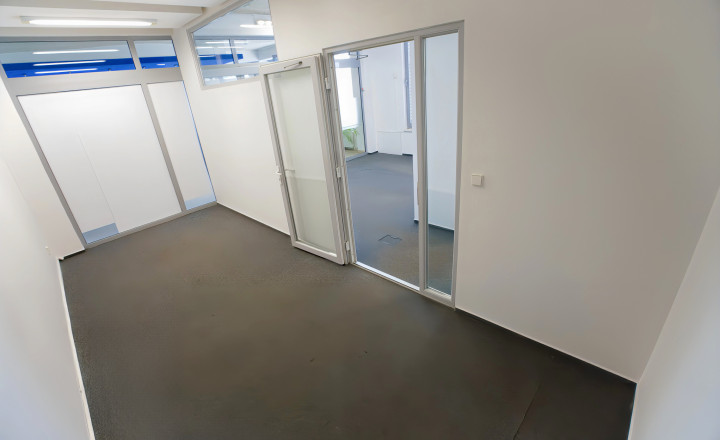 Moderný kancelársky priestor (50 m2) Sp. Nová Ves - fotografia 7