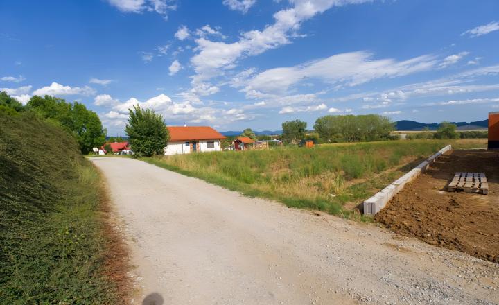 Stavebný pozemok (1 447 m²) rovinatý, s výhľadmi, Spišský Hrhov - fotografia 7