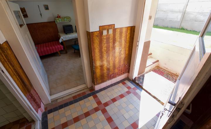 Rodinný dom (1 293 m²) s  veľkou záhradou a stodolou, Domaňovce - fotografia 22