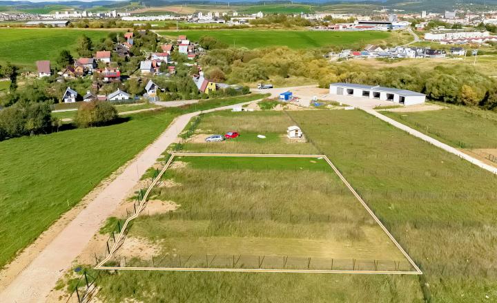 UŽ LEN JEDNA ZÁHRADKA (300 m2) ZO Hlinica Spišská Nová Ves - fotografia 11