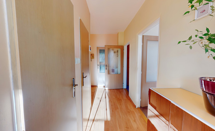 Byt 2+1 (56 m2) s balkónom, Dubová ul.Sp. Nová Ves - fotografia 5