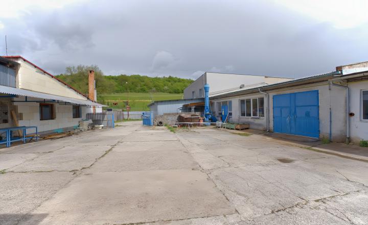 Komerčný pozemok (409 m²) s prístreškom v uzavretom areáli, Levoča - fotografia 7