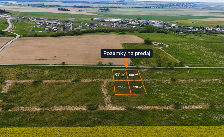 Predaj 4 stavebných pozemkov v Mlynici - ZVÝHODNENÁ CENA ! - fotografia 1