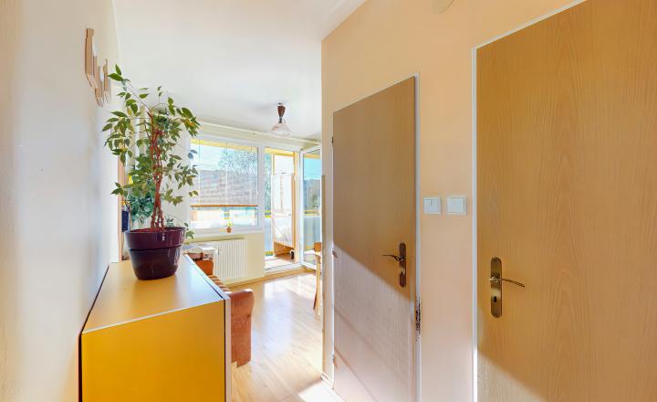 Byt 2+1 (56 m2) s balkónom, Dubová ul.Sp. Nová Ves - fotografia 11