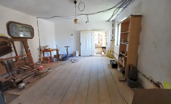 Rodinný dom (828 m²) s hospodárskou budovou, podtatranská obec Važec - fotografia 7