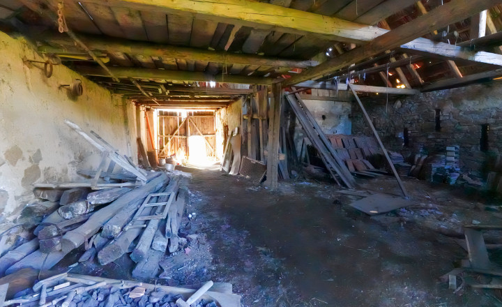 Rodinný dom (828 m²) s hospodárskou budovou, podtatranská obec Važec - fotografia 14