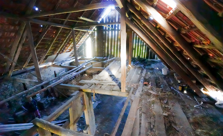 Rodinný dom (828 m²) s hospodárskou budovou, podtatranská obec Važec - fotografia 15